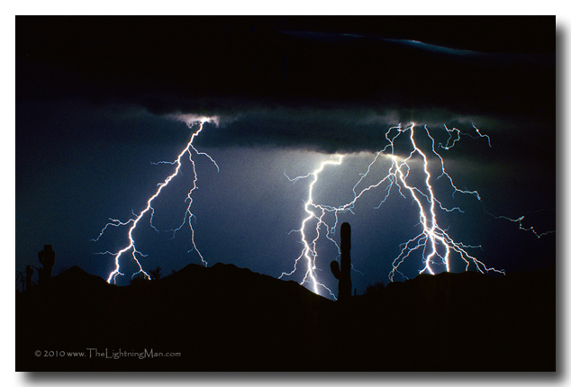 4 lightning strikes 600DSss Four Strikes   Lightning Photography