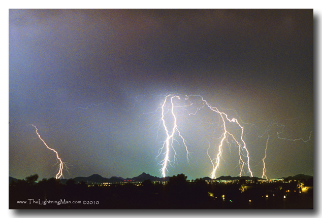 oax2 t 600DSs Lightning Thunderstorm View of Phoenix from Oaxaca Restaurant